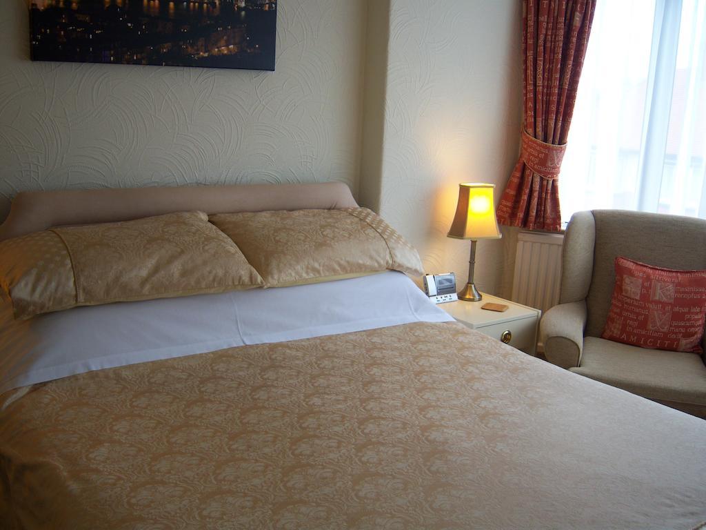 The Hillcrest Hotel สการ์โบโรห์ ห้อง รูปภาพ